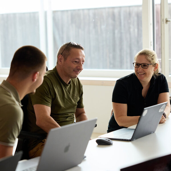 Lösungen - IT-Lösungen. Workplace as a Service (WaaS) - uniq